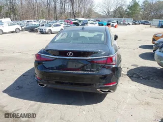 2019 Lexus ES with VIN 58ABZ1B19KU026736, listed as a IAAI auction lot 41742555 with 72,563 mi miles. Bid and sale history available at carsss.com. Image 16.