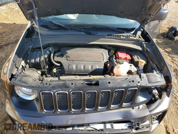 2021 Jeep Renegade 80th Anniversary with VIN ZACNJDBB2MPM65871, listed as a Copart auction lot 59635085 with 47,067 mi miles and Salvage title. Bid and sale history available at DreamBid. Image 12.