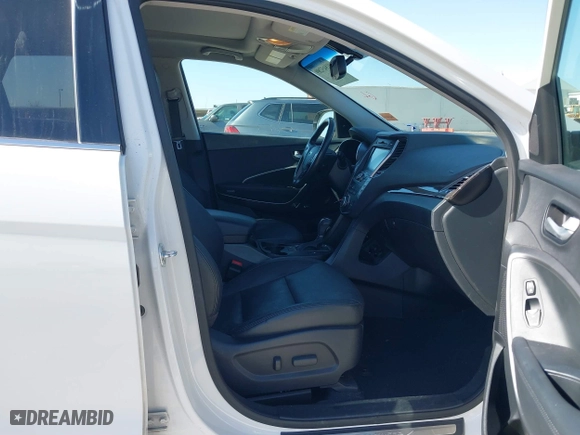 2014 Hyundai Santa Fe Limited with VIN KM8SR4HF0EU081432, listed as a IAAI auction lot 41843289 with 133,593 mi miles. Bid and sale history available at carsss.com. Image 5.