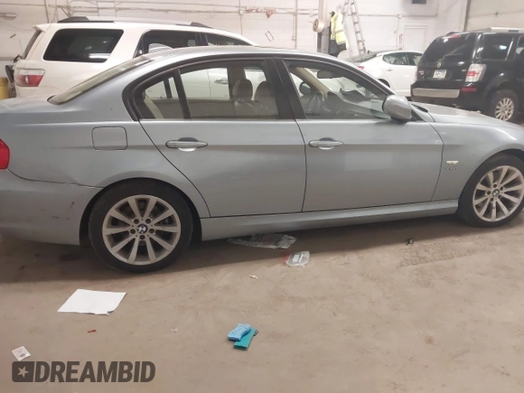 2011 BMW 3 Series 328i xDrive with VIN WBAPK5C56BA811034, listed as a IAAI auction lot 41870924 with 168,793 mi miles and . Bid and sale history available at DreamBid. Image 12.