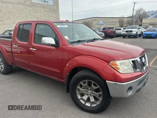 2014 Nissan Frontier SL z VIN 1N6AD0FV7EN737084, wystawiony jako Copart lot #44001845 z przebiegiem 143 380 mil mil oraz Czysty tytuł • Clean title. Historia ofert i sprzedaży dostępna na DreamBid. Obrazek 1.