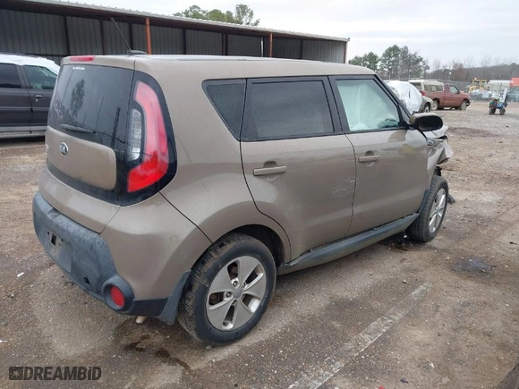 2016 Kia Soul with VIN KNDJN2A22G7256997, listed as a IAAI auction lot 41532421 with 152,281 mi miles. Bid and sale history available at carsss.com. Image 4.