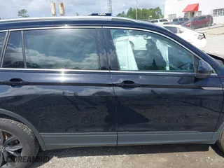2024 Volkswagen Tiguan SE with VIN 3VV3B7AX7RM029891, listed as a IAAI auction lot 42087357 with 43,636 mi miles. Bid and sale history available at carsss.com. Image 13.