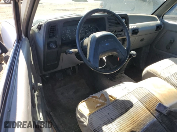 1992 Ford Ranger with VIN 1FTCR10U5NUB96822, listed as a Copart auction lot 68166124 with 43,121 mi miles and Clean Title. Bid and sale history available at carsss.com. Image 8.