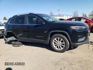 2019 Jeep Cherokee Latitude with VIN 1C4PJMCX7KD102726, listed as a Copart auction lot 50888345 with 99,426 mi miles and Salvage Title. Bid and sale history available at carsss.com. Image 4.