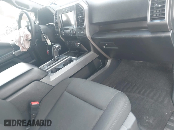2020 Ford F-150 XL z VIN 1FTEW1CP0LKF02003, wystawiony jako IAAI lot #42431211 z przebiegiem 94 023 mil mil oraz . Historia ofert i sprzedaży dostępna na DreamBid. Obrazek 5.