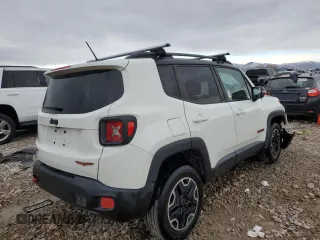 2016 Jeep Renegade Trailhawk with VIN ZACCJBCT9GPE01207, listed as a Copart auction lot 87396064 with 117,609 mi miles and Salvage Title. Bid and sale history available at carsss.com. Image 3.