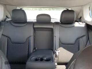 2018 Jeep Compass Altitude z VIN 3C4NJDBB0JT291161, wystawiony jako Copart lot #61835695 z przebiegiem Nie podano mil oraz Szkoda całkowita • Salvage title. Historia ofert i sprzedaży dostępna na DreamBid. Obrazek 10.