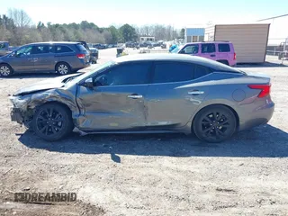2017 Nissan Maxima SV with VIN 1N4AA6AP6HC433063, listed as a IAAI auction lot 41824120 with 130,692 mi miles and . Bid and sale history available at DreamBid. Image 15.