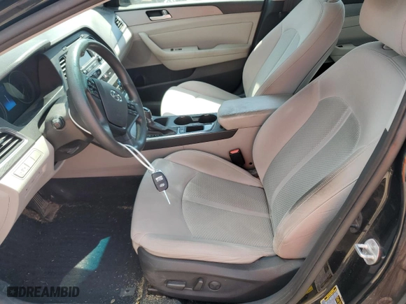 2015 Hyundai Sonata 2.4L SE with VIN 5NPE24AF6FH160664, listed as a Copart auction lot 54122865 with 179,972 mi miles and Clean Title. Bid and sale history available at carsss.com. Image 7.