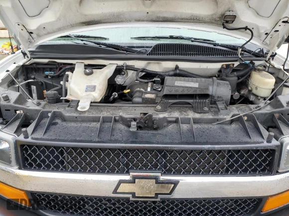 2016 Chevrolet Express Passenger LT with VIN 1GAZGPFF9G1311706, listed as a Copart auction lot 84155094 with 312,498 mi miles and Clean title. Bid and sale history available at DreamBid. Image 12.