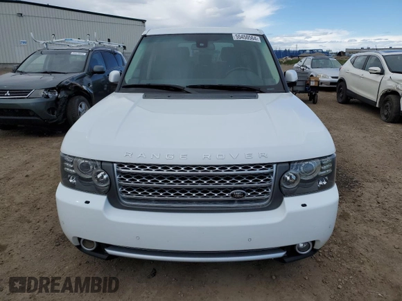 2011 Land Rover Range Rover SC Autobiography z VIN SALMP1E43BA350615, wystawiony jako Copart lot #55450564 z przebiegiem 105 266 mil mil oraz Szkoda całkowita • Salvage title. Historia ofert i sprzedaży dostępna na DreamBid. Obrazek 5.