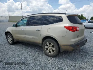 2012 Chevrolet Traverse 1LT z VIN 1GNKVGED1CJ267703, wystawiony jako Copart lot #56325335 z przebiegiem 199 101 mil mil oraz Szkoda całkowita • Salvage title. Historia ofert i sprzedaży dostępna na DreamBid. Obrazek 2.