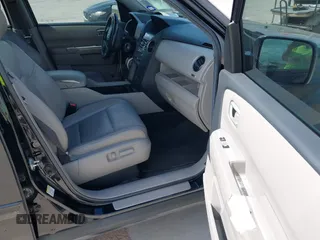 2012 Honda Pilot EX-L with VIN 5FNYF3H5XCB006316, listed as a IAAI auction lot 42057713 with 262,105 mi miles. Bid and sale history available at carsss.com. Image 5.
