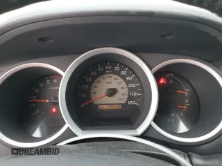 2009 Toyota Tacoma with VIN 5TEUU42N09Z624013, listed as a Copart auction lot 44375525 with 29,556 mi miles and Salvage Title. Bid and sale history available at carsss.com. Image 9.