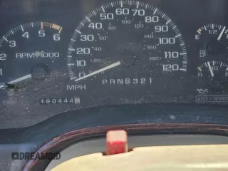 2000 Cadillac Escalade z VIN 1GYEK63R3YR218285, wystawiony jako Copart lot #82063084 z przebiegiem 190 444 mil mil oraz Tytuł czysty. Historia ofert i sprzedaży dostępna na DreamBid. Obrazek 8.