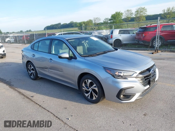 2025 Subaru Legacy Premium z VIN 4S3BWAD65S3018054, wystawiony jako IAAI lot #42728296 z przebiegiem 6 488 mil mil oraz . Historia ofert i sprzedaży dostępna na DreamBid. Obrazek 1.