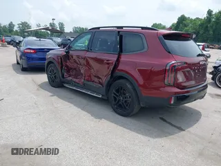 2024 Kia Telluride EX X-Line z VIN 5XYP3DGC6RG435643, wystawiony jako IAAI lot #42279212 z przebiegiem 10 069 mil mil oraz . Historia ofert i sprzedaży dostępna na DreamBid. Obrazek 3.