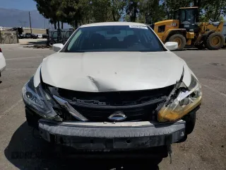 2016 Nissan Altima SR with VIN 1N4AL3AP9GC258623, listed as a Copart auction lot 63325045 with 148,083 mi miles and Clean title. Bid and sale history available at DreamBid. Image 5.