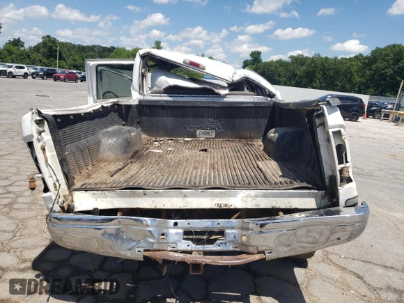 1999 Ford F-250 XL z VIN 1FTNW21F6XEE96518, wystawiony jako Copart lot #60648775 z przebiegiem 288 719 mil mil oraz Nie do naprawy • Non repairable. Historia ofert i sprzedaży dostępna na DreamBid. Obrazek 6.
