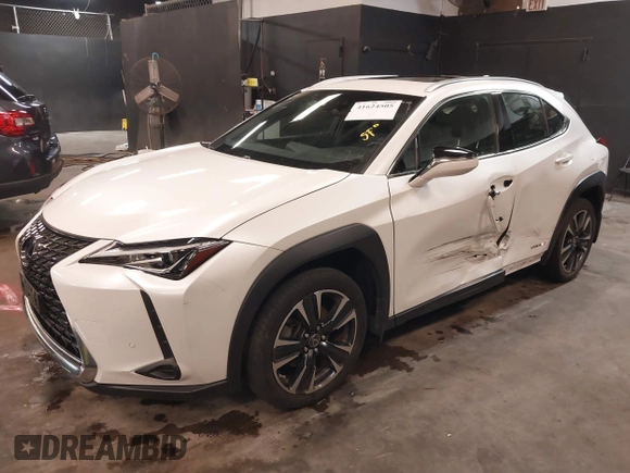 2021 Lexus UX 250h z VIN JTHP9JBH7M2051534, wystawiony jako IAAI lot #41624505 z przebiegiem 29 569 mil mil oraz . Historia ofert i sprzedaży dostępna na DreamBid. Obrazek 17.