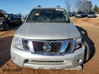 2011 Nissan Pathfinder SV with VIN 5N1AR1NN4BC630427, listed as a Copart auction lot 86926394 with 137,781 mi miles and Salvage Title. Bid and sale history available at carsss.com. Image 5.