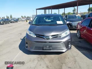 2018 Toyota Sienna XLE Auto Access Seat with VIN 5TDYZ3DC9JS910954, listed as a IAAI auction lot 42508405 with 90,029 mi miles and . Bid and sale history available at DreamBid. Image 13.