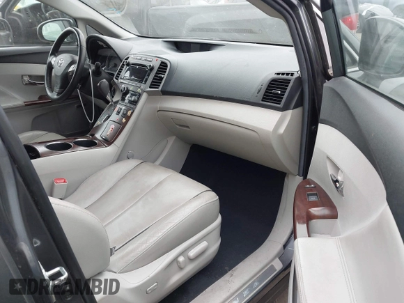 2012 Toyota Venza LE with VIN 4T3ZK3BB5CU046764, listed as a IAAI auction lot 42061276 with 96,237 mi miles. Bid and sale history available at carsss.com. Image 5.