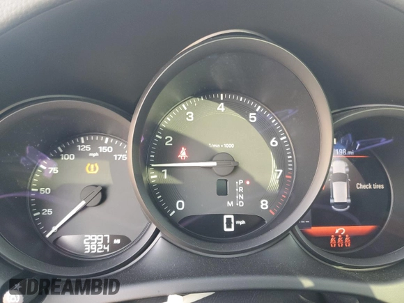 2025 Porsche Macan with VIN WP1AA2A55SLB00084, listed as a Copart auction lot 48284515 with 2,997 mi miles and Salvage title. Bid and sale history available at DreamBid. Image 9.