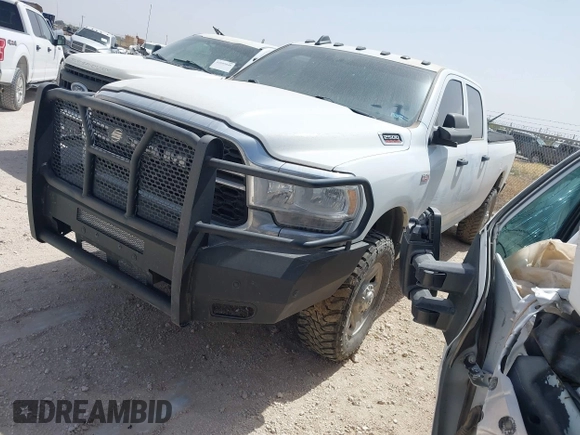 2022 Ram 2500 Tradesman with VIN 3C6UR5HJ1NG337904, listed as a IAAI auction lot 41930359 with 117,526 mi miles and . Bid and sale history available at DreamBid. Image 17.