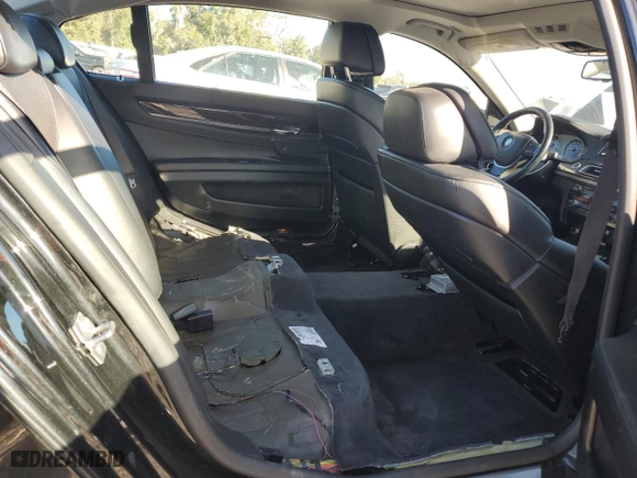 2012 BMW 7 Series 750Li with VIN WBAKB8C55CC965333, listed as a Copart auction lot 84319504 with 80,042 mi miles and Non Repairable. Bid and sale history available at carsss.com. Image 10.