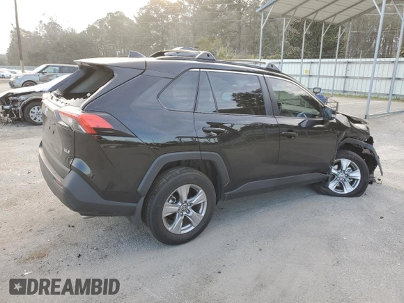 2025 Toyota RAV4 XLE with VIN 2T3W1RFV5SC303614, listed as a Copart auction lot 46754785 with 4,271 mi miles and Salvage Title. Bid and sale history available at carsss.com. Image 3.