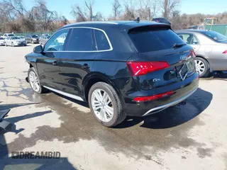 2018 Audi Q5 Premium Plus with VIN WA1BNAFYXJ2197899, listed as a IAAI auction lot 41810152 with 23,495 mi miles. Bid and sale history available at carsss.com. Image 3.