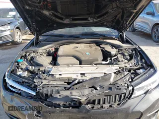 2021 BMW 3 Series 330i z VIN 3MW5R1J05M8B84800, wystawiony jako IAAI lot #41818906 z przebiegiem Nie podano mil oraz . Historia ofert i sprzedaży dostępna na DreamBid. Obrazek 10.