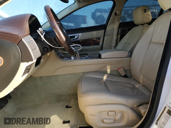2011 Jaguar XF with VIN SAJWA0FB3BLR92508, listed as a Copart auction lot 46944825 with 104,104 mi miles and Clean Title. Bid and sale history available at carsss.com. Image 7.