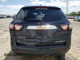 2015 Chevrolet Traverse LT z VIN 1GNKVHKD4FJ346717, wystawiony jako Copart lot #56950255 z przebiegiem Nie podano mil oraz Czysty tytuł • Clean title. Historia ofert i sprzedaży dostępna na DreamBid. Obrazek 6.