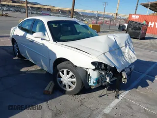 2006 Buick LaCrosse CXL with VIN 2G4WD582761300239, listed as a IAAI auction lot 40426504 with 1 mi miles. Bid and sale history available at carsss.com. Image 1.
