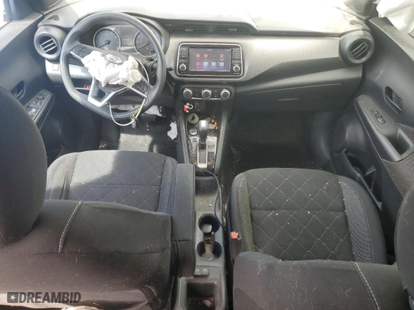 2018 Nissan Kicks SR with VIN 3N1CP5CU8JL534200, listed as a Copart auction lot 44972475 with 38,733 mi miles and Salvage Title. Bid and sale history available at carsss.com. Image 8.