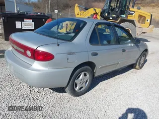 2003 Chevrolet Cavalier z VIN 1G1JC52F837260547, wystawiony jako IAAI lot #41660669 z przebiegiem 133 692 mil mil oraz . Historia ofert i sprzedaży dostępna na DreamBid. Obrazek 4.