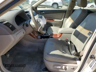 2005 Toyota Camry LE with VIN JTDBF32K750162268, listed as a Copart auction lot 53074715 with 230,037 mi miles and Salvage Title. Bid and sale history available at DreamBid. Image 7.