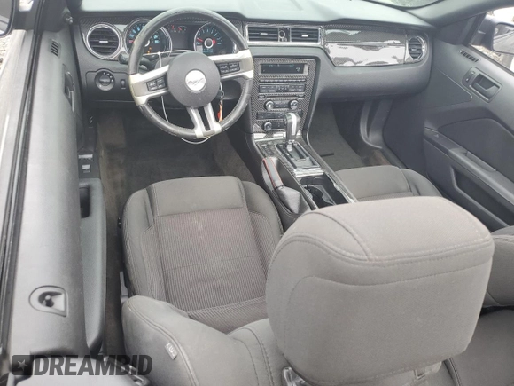 2014 Ford Mustang V6 with VIN 1ZVBP8EM5E5300459, listed as a Copart auction lot 85114284 with 132,059 mi miles and Salvage Title. Bid and sale history available at carsss.com. Image 8.