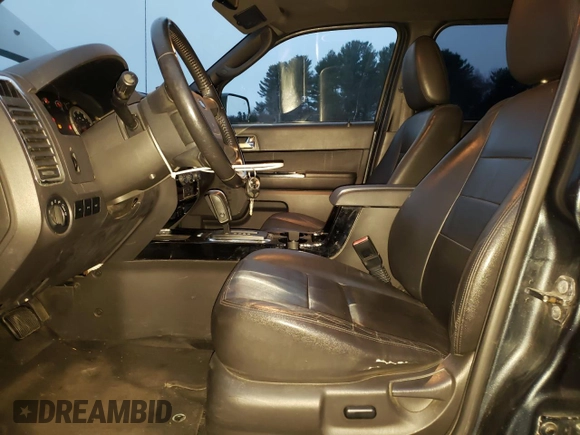 2009 Ford Escape Limited with VIN 1FMCU94G99KB93565, listed as a Copart auction lot 83272934 with 125,983 mi miles and Clean title. Bid and sale history available at DreamBid. Image 7.