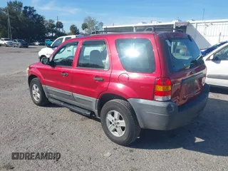 2006 Ford Escape XLS with VIN 1FMYU02Z86KA84497, listed as a IAAI auction lot 41375365 with 175,183 mi miles and . Bid and sale history available at DreamBid. Image 3.