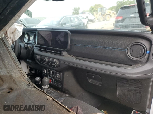 2024 Jeep Wrangler Rubicon with VIN 1C4RJXR67RW171200, listed as a Copart auction lot 71599434 with Not Provided miles and Salvage Title. Bid and sale history available at DreamBid. Image 8.