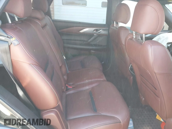 2019 Mazda CX-9 Signature with VIN JM3TCBEYXK0328440, listed as a IAAI auction lot 41880816 with 29,937 mi miles. Bid and sale history available at carsss.com. Image 8.