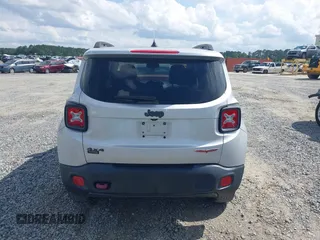 2017 Jeep Renegade Trailhawk с VIN ZACCJBCB7HPG07800, выставлен на аукционе IAAI как лот 42476538 с пробегом 125 412 миль миль и . История ставок и продаж доступна на DreamBid. Изображение 16.