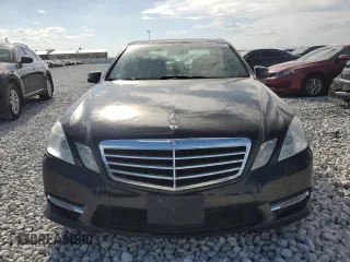 2013 Mercedes-Benz E 350 Luxury with VIN WDDHF5KB8DA745291, listed as a Copart auction lot 80461614 with 114,695 mi miles and Salvage Title. Bid and sale history available at DreamBid. Image 5.