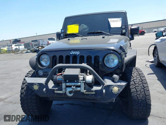 2015 Jeep Wrangler Unlimited Sport с VIN 1C4HJWDG7FL544447, выставлен на аукционе IAAI как лот 42283613 с пробегом 132 939 миль миль и . История ставок и продаж доступна на DreamBid. Изображение 12.