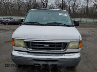 2004 Ford Econoline Passenger XL with VIN 1FBSS31L64HA57005, listed as a Copart auction lot 81564974 with 140,859 mi miles and Clean Title. Bid and sale history available at carsss.com. Image 5.
