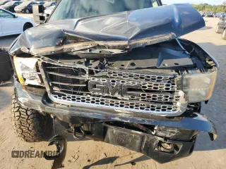 2008 GMC Sierra 3500HD SRW SLT z VIN 1GTHK33618F176644, wystawiony jako Copart lot #73640434 z przebiegiem 248 244 mil mil oraz Szkody całkowita. Historia ofert i sprzedaży dostępna na DreamBid. Obrazek 13.